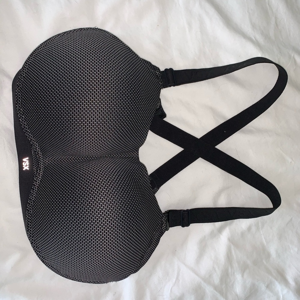 VS Sports Bra